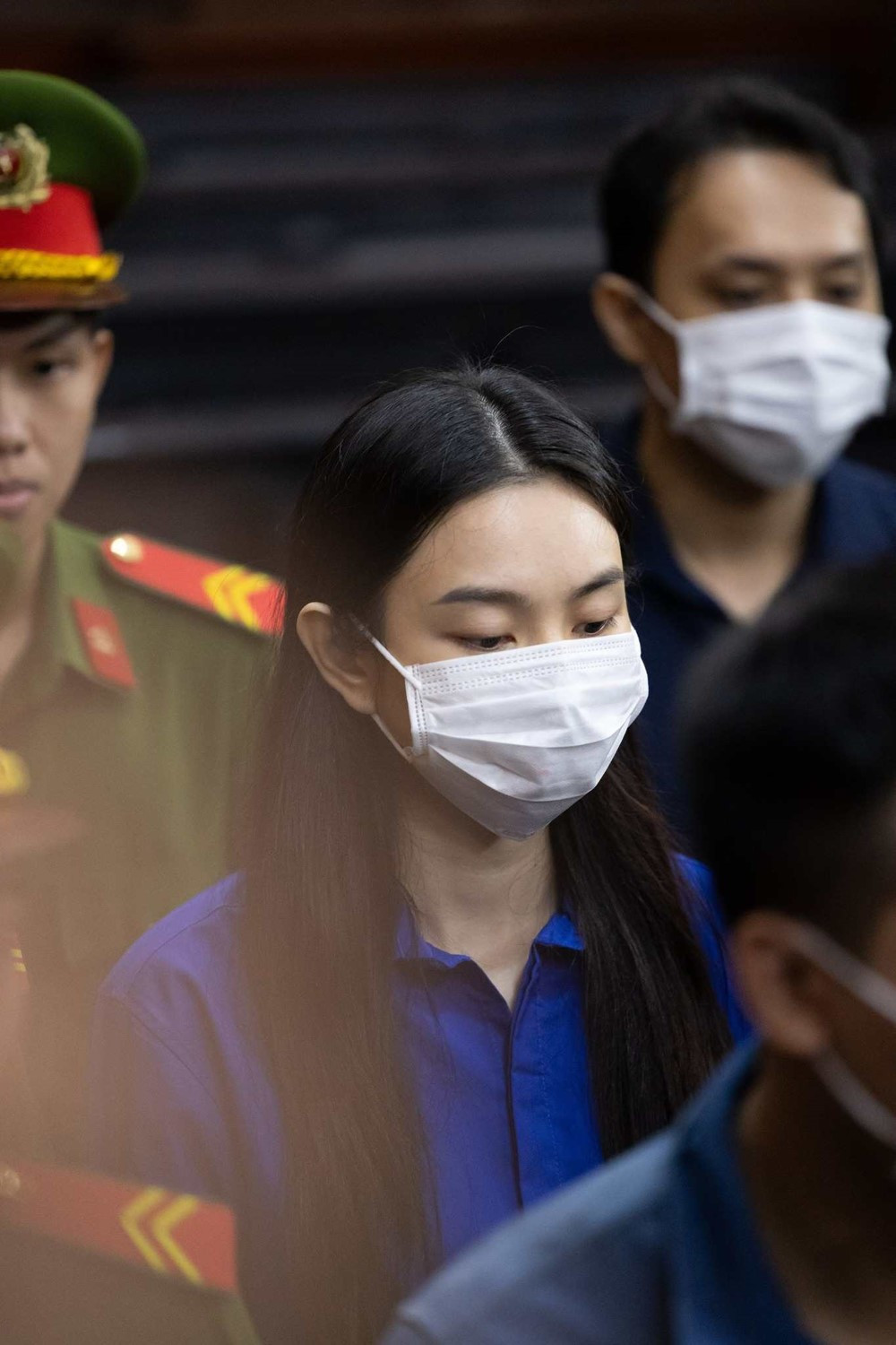 Tổng Giám đốc Sen Vàng vắng mặt trong phiên xét xử Hoa hậu Thùy Tiên - ảnh 1