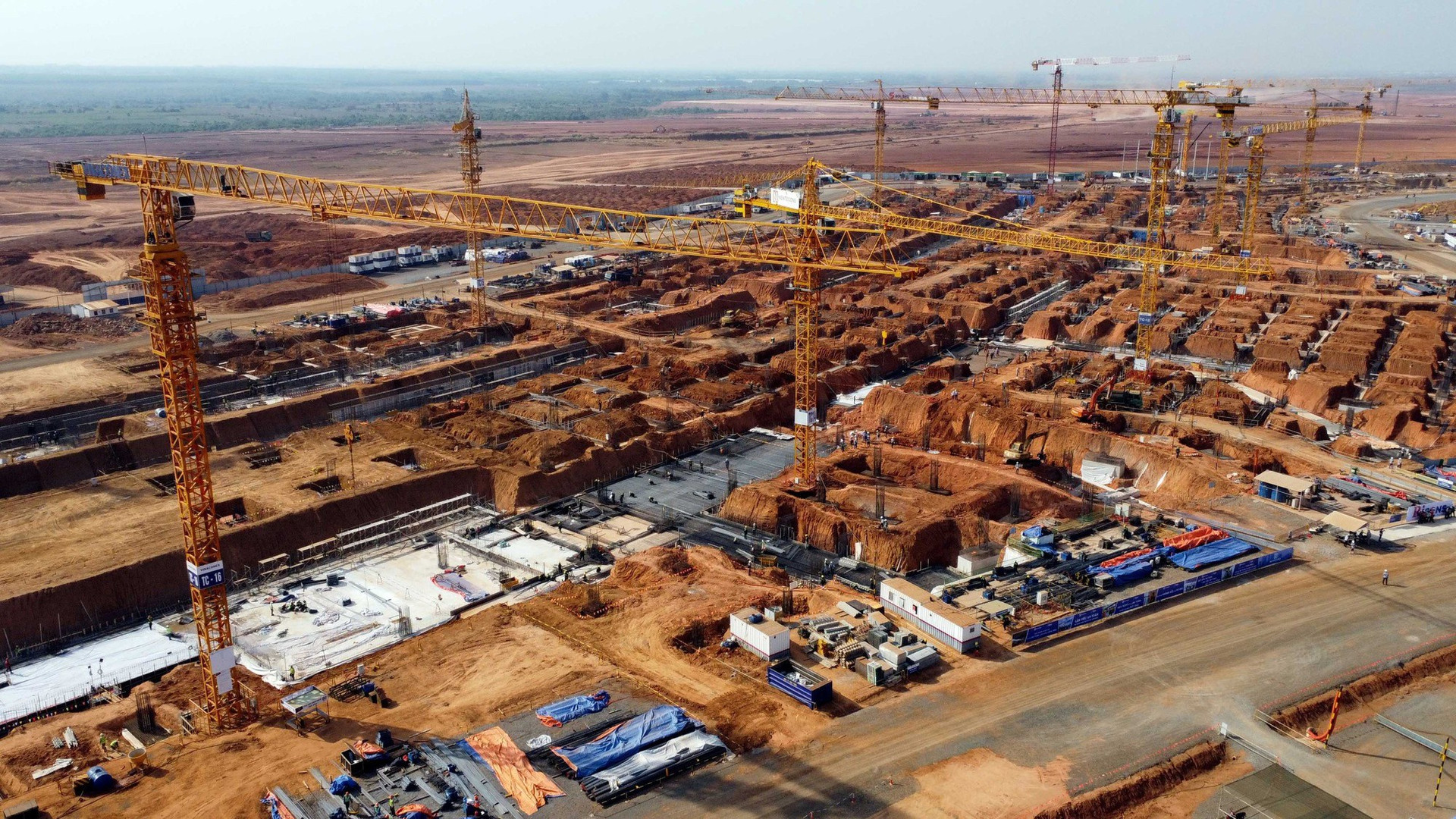 Công trường thi công sân bay Long Thành. Nguồn ảnh: Báo Chính phủ Công trường thi công sân bay Long Thành. Nguồn ảnh: Báo Chính phủ