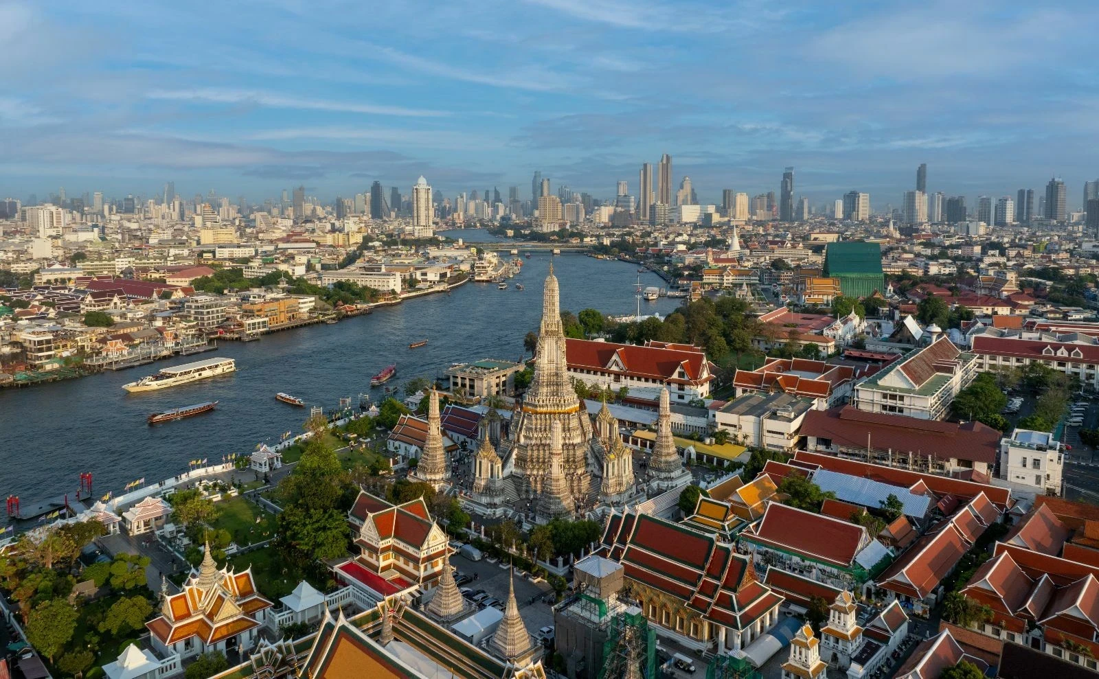chao-phraya-river-bangkok-1600x989-1748663596010843782537.webp