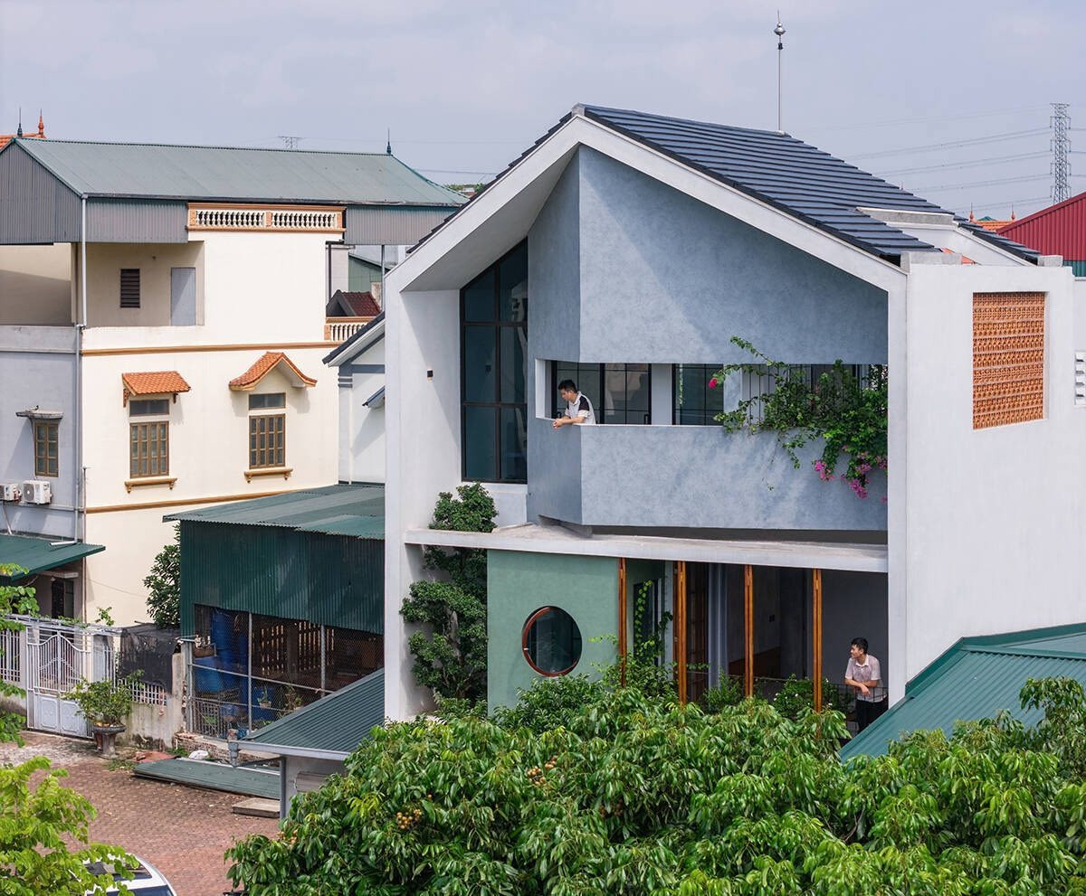 Độc đáo với căn hộ có kiến trúc 'lát cắt viên ngọc', phá vỡ chuẩn nhà Việt truyền thống- Ảnh 1.