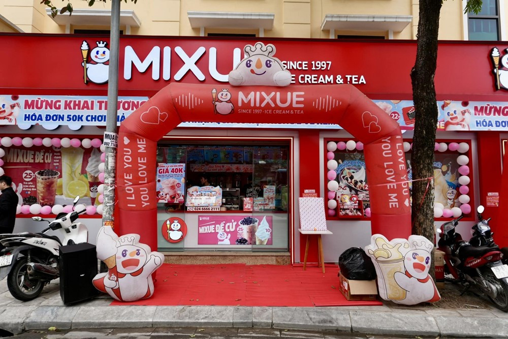 Mixue bất ngờ rút loạt cửa hàng tại Việt Nam dù doanh thu tăng phi mã, chuyện gì đây? - ảnh 1