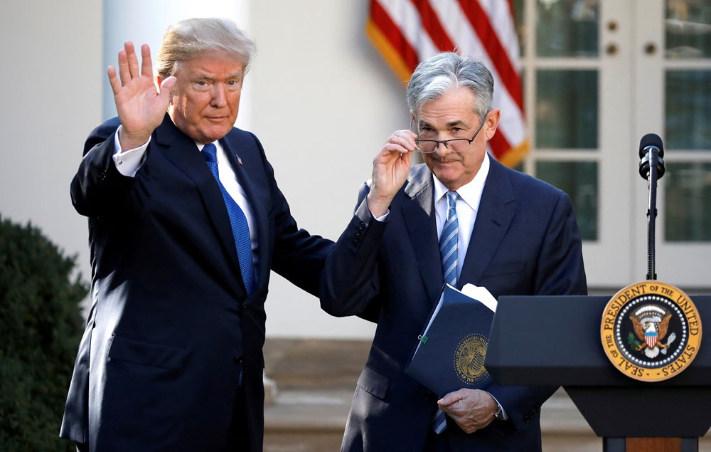 Ông Trump dọa sa thải Chủ tịch Fed Powell lẫn Bộ trưởng Tài chính vì lãi suất quá cao - ảnh 1