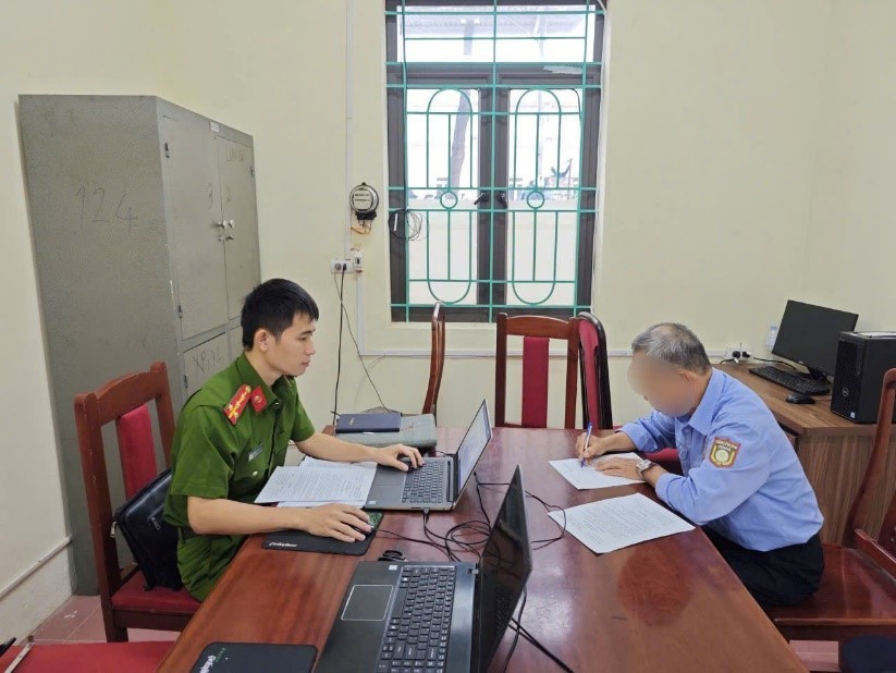 Xử phạt người đàn ông xúc phạm Giám đốc Công an TP. Hồ Chí Minh - ảnh 1