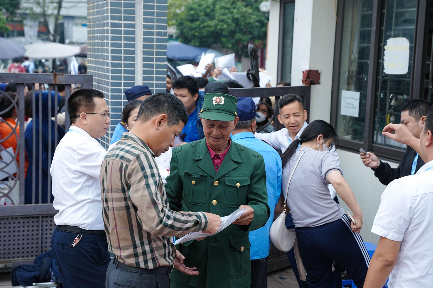 Trước nhu cầu nộp hồ sơ mua nhà ở xã hội CT3 Kim Chung tăng nhiệt, chủ đầu tư đã chủ động triển khai quy trình tiếp nhận hồ sơ mới, tav02904.jpg