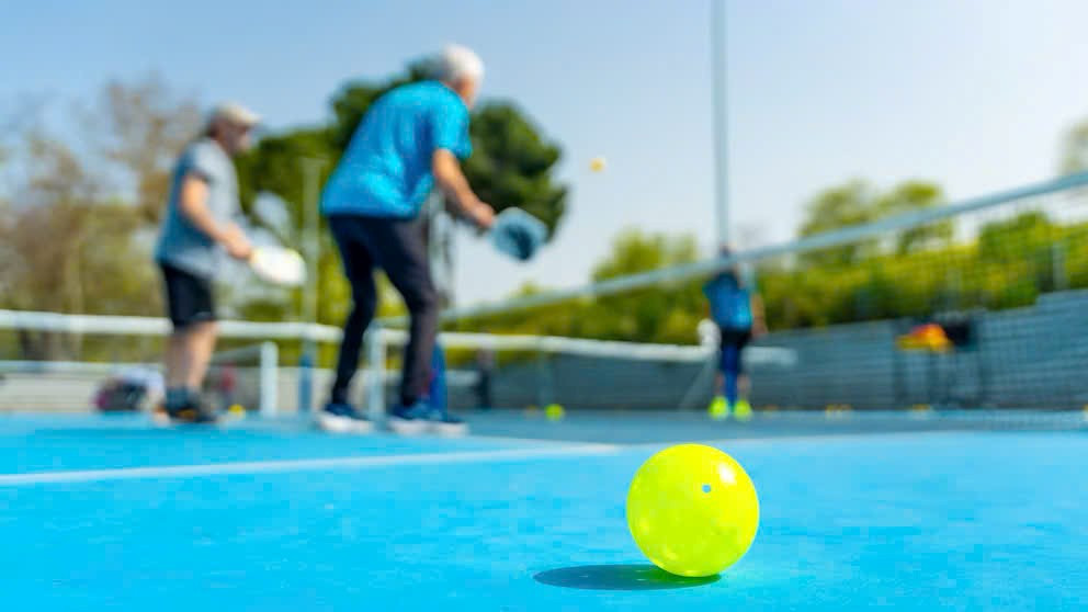 Thành phố ven biển tính cấm hoàn toàn pickleball vì quá ồn - ảnh 1