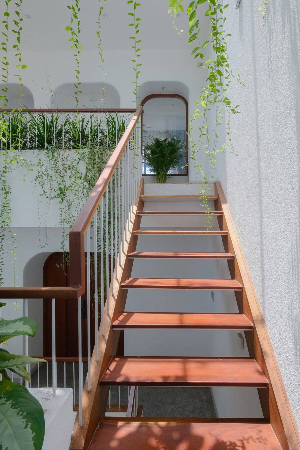 Tái sinh ngôi nhà 10 năm tuổi trở thành không gian sống tươi mới cho gia đình nhỏ- Ảnh 4.