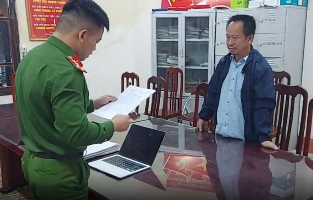 Khởi tố vợ chồng chủ trại lợn Lê Duy Dương