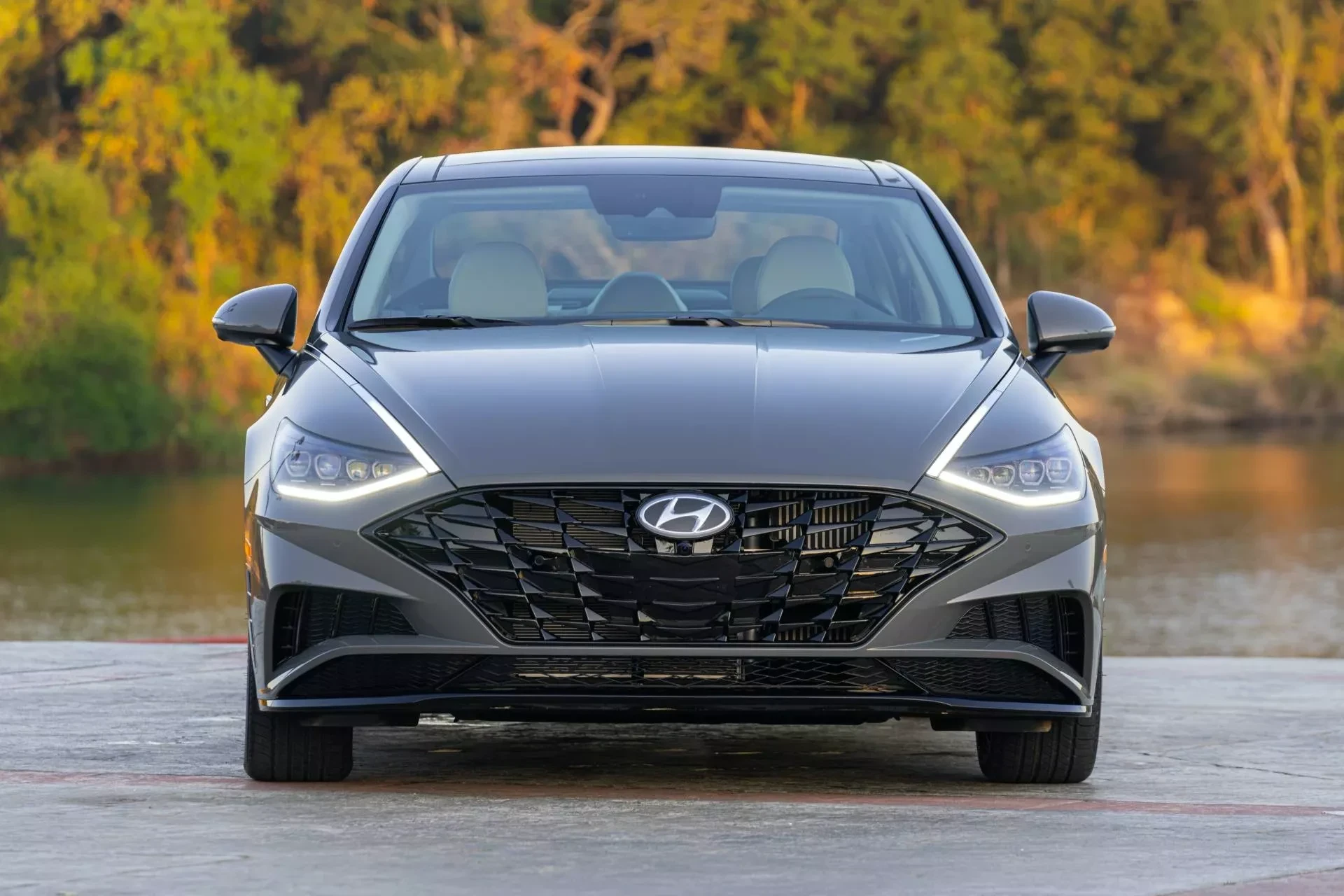 2020-hyundai-sonata-8.webp