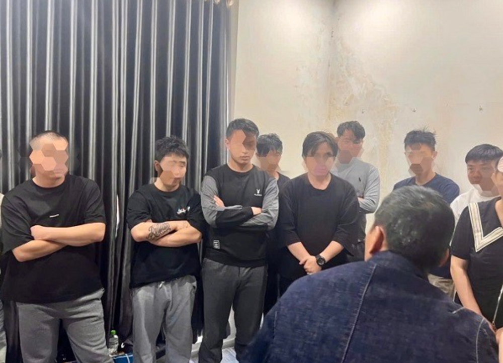 Phát hiện 13 người Trung Quốc nhập cảnh trái phép vào Việt Nam, chờ sang Campuchia tìm việc - ảnh 1