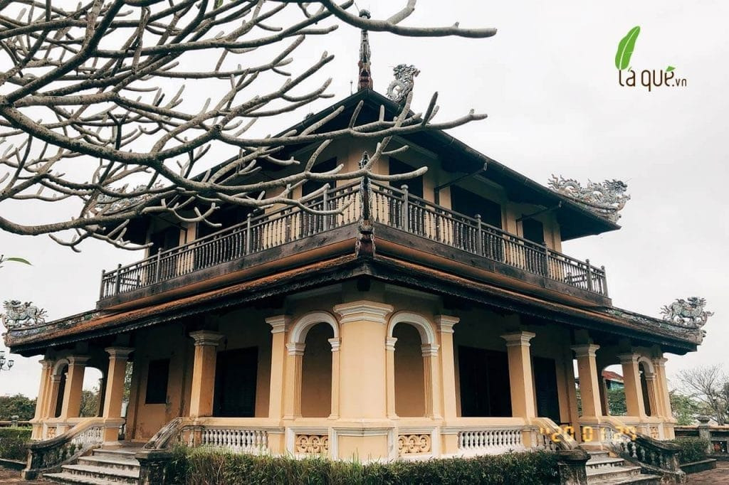 Căn lầu hiếm hoi của Hoàng cung quay về hướng Bắc…- Ảnh 3.