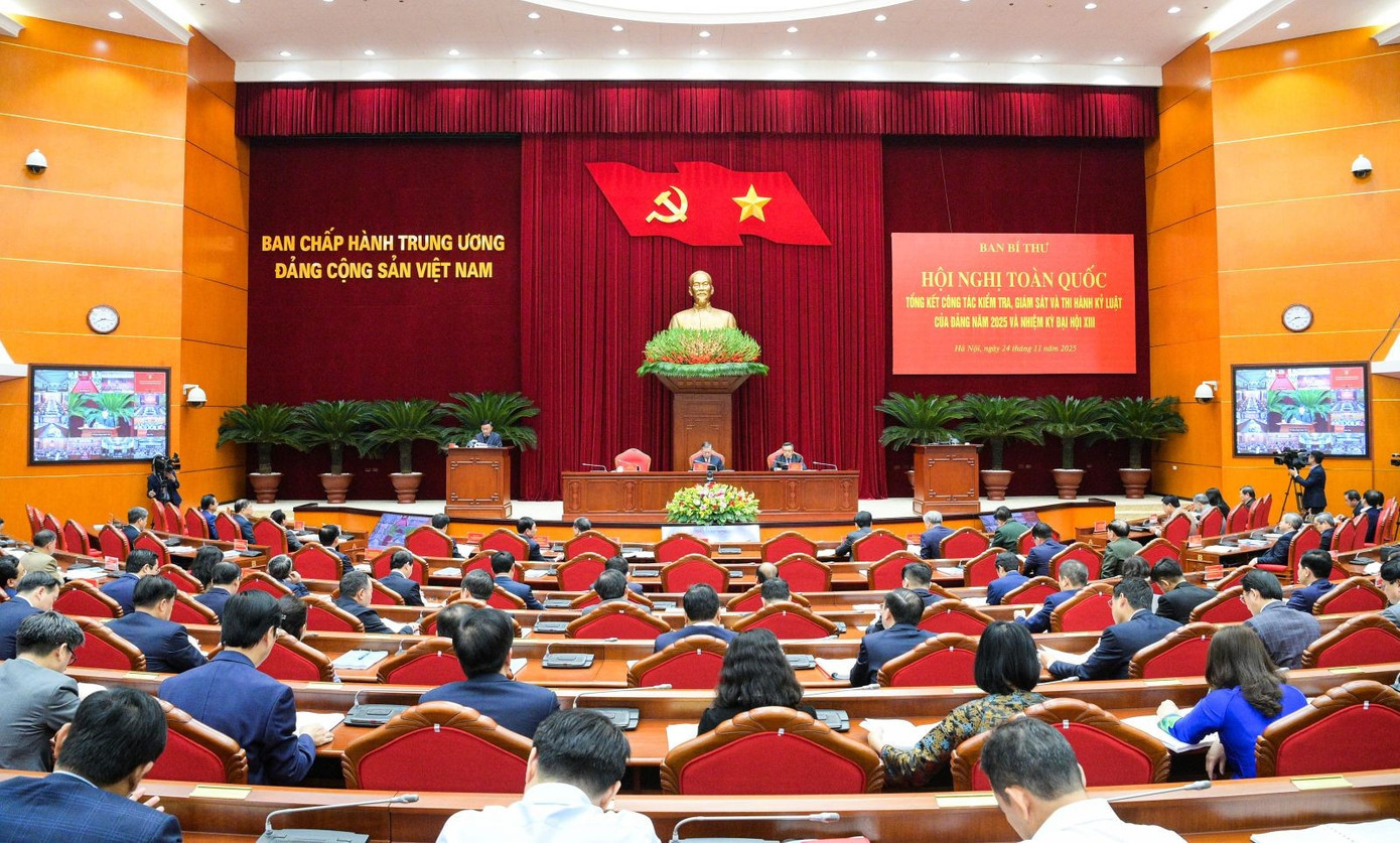 Quang cảnh hội nghị. Ảnh: Cổng thông tin Đảng Cộng sản. tienphong-2411tbt2.jpg