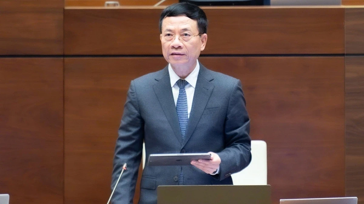 bo truong khcn nguyen manh hung