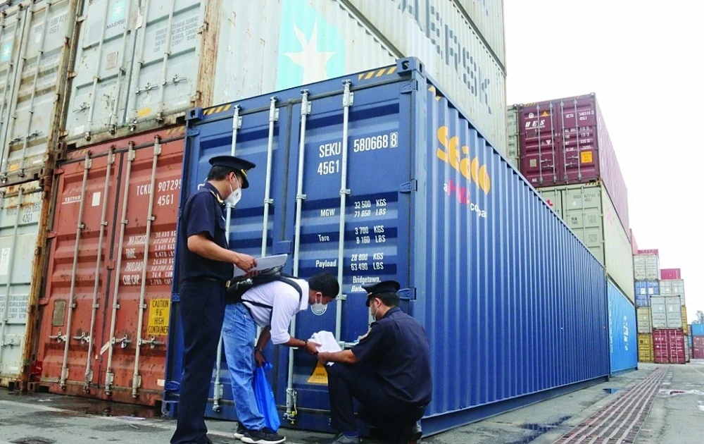 Yêu cầu thông quan nhanh hàng hóa viện trợ khẩn cấp cho vùng lũ