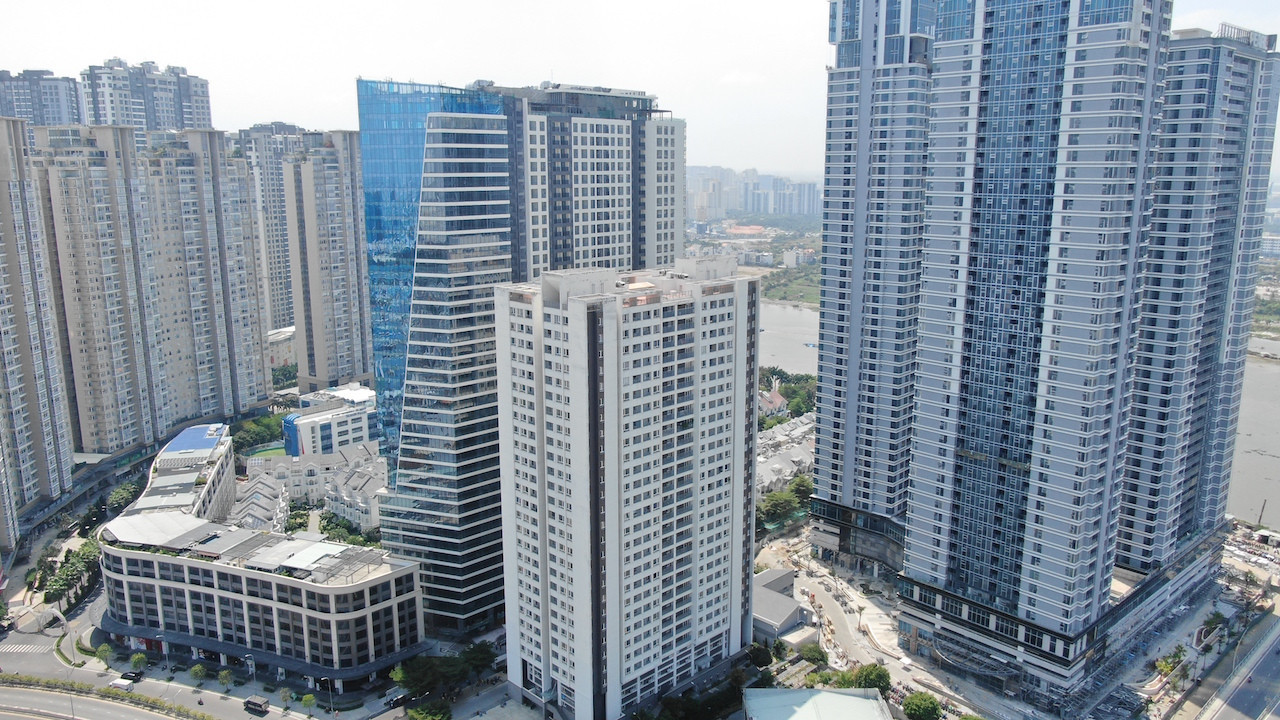 Chưa kể khách sạn, trường học, trung tâm thương mại, biệt thự, bệnh viện... phục vụ cho những dự án này. DJI_0105_VCQI.JPG