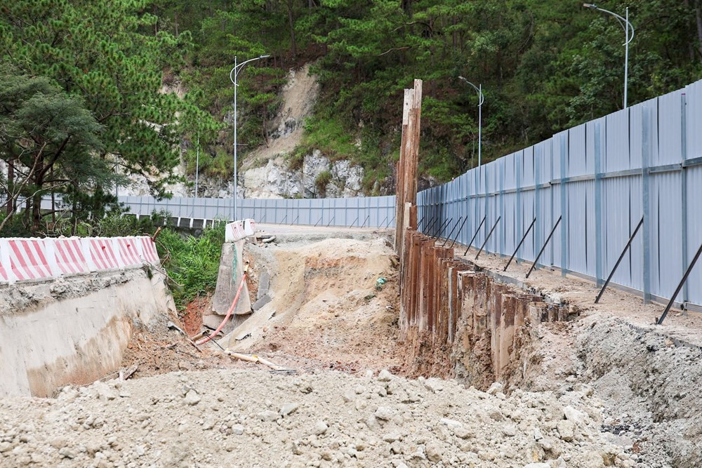 Chiều nay, đèo Prenn thông xe trở lại - ảnh 1