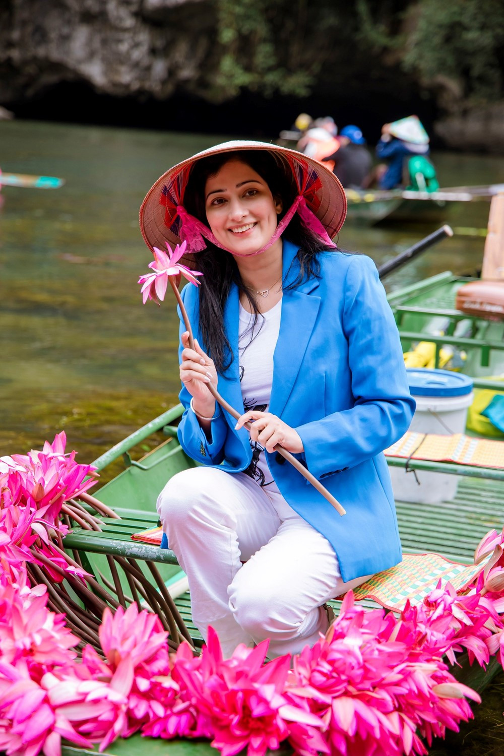 Cách Hà Nội hơn 90km có con sông được mệnh danh là 'không có bờ', mùa nào cũng đẹp nên thơ - ảnh 9