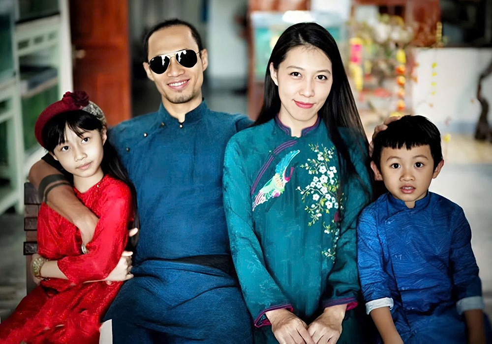 Nam ca sĩ Việt gặp biến cố phải tạm rút lui khỏi giới giải trí, lên chùa đi tu, cuộc sống sau 7 năm ra sao? - ảnh 5