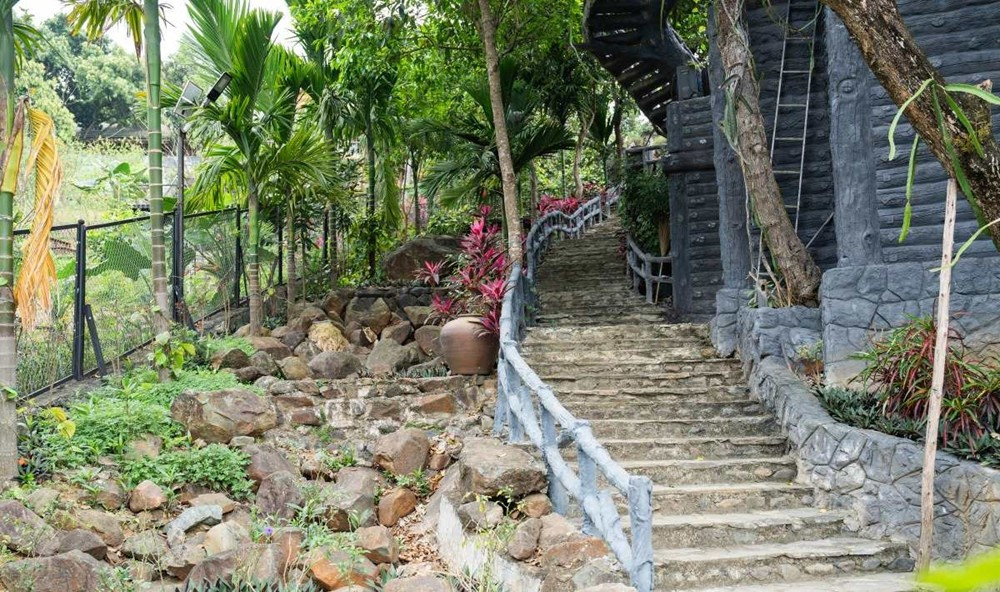 Nữ NSND trẻ nhất Việt Nam sở hữu biệt phủ 8.000m² bề thế ở ngoại thành Hà Nội - ảnh 6