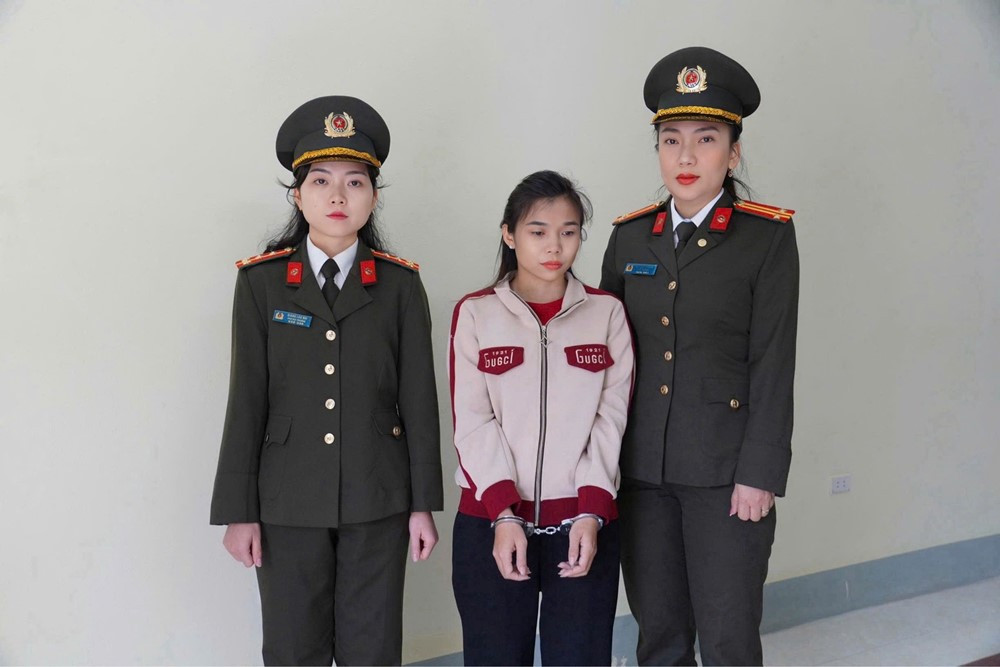 Bắt cựu nhân viên Home Credit sinh năm 1997 - ảnh 1