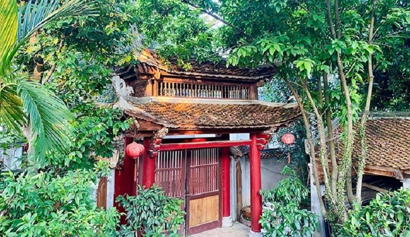 Nam nghệ sĩ Việt sở hữu nhà phố đắt đỏ, biệt phủ 1.000m2, phủ thờ có nội thất dát vàng - ảnh 4