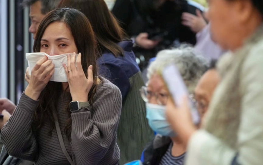 Chùm ảnh 'biển lửa’ kinh hoàng trong thảm kịch cháy chung cư ở Hồng Kông - ảnh 14