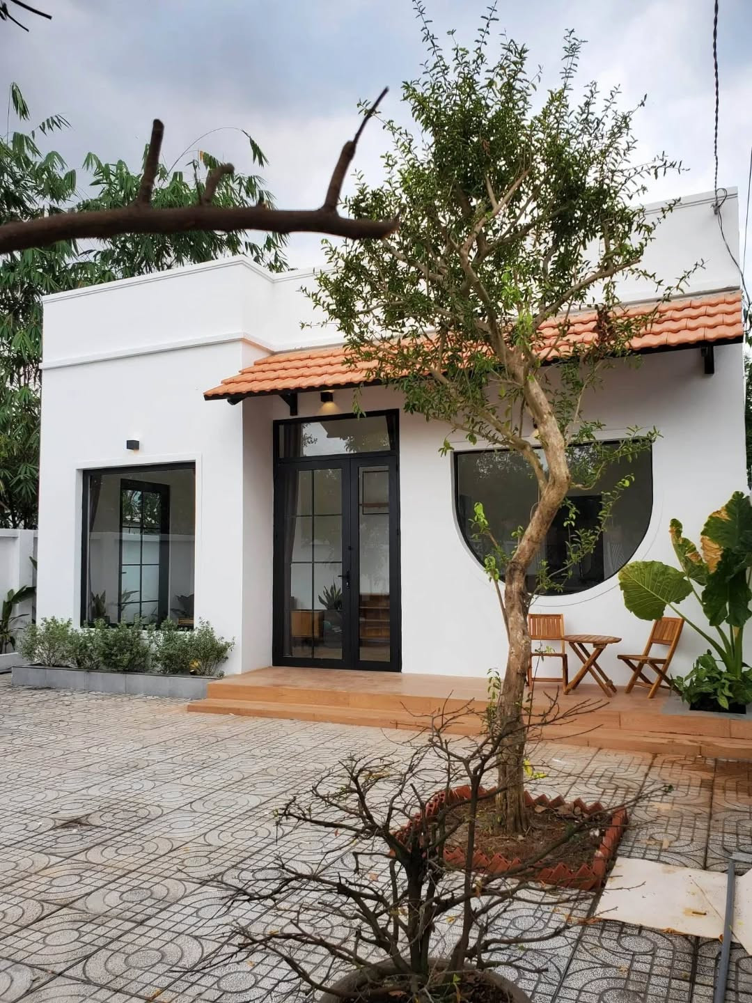 Tái hiện nghệ thuật sống tối giản trong ngôi nhà 48m2 giữa lòng phố thị- Ảnh 1.