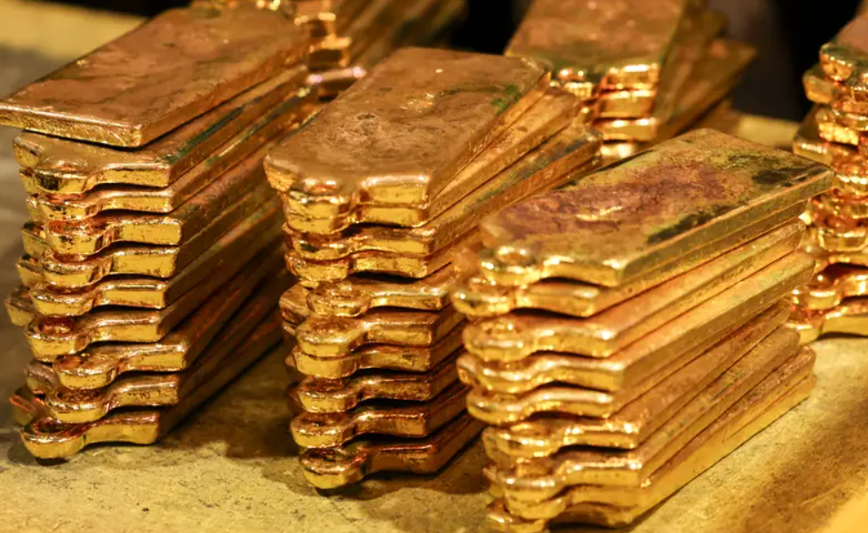 Chuyên gia cập nhật dự báo giá vàng từ nay đến hết năm 2026, người dân sắp mua cần chú ý