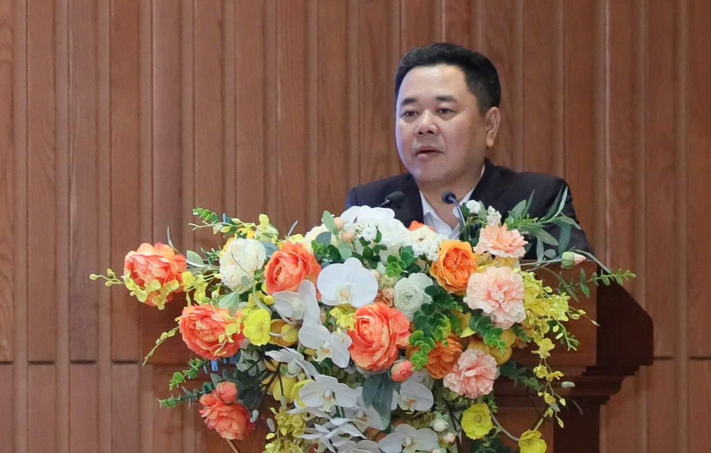 Ông Nguyễn Ngọc Cảnh kiêm giữ chức Ủy viên Hội đồng quản trị Ngân hàng Chính sách xã hội. 2811canh.jpg