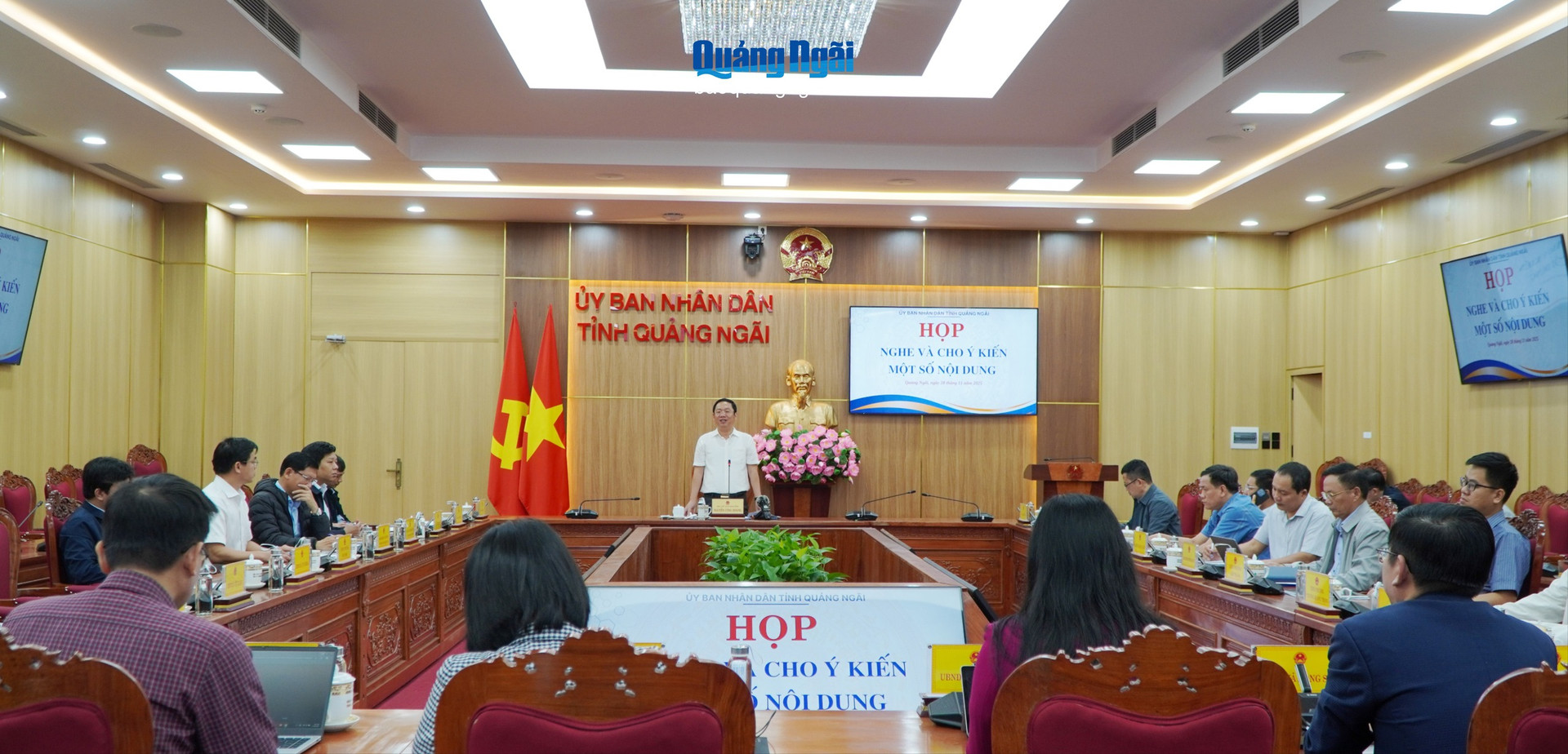 Hình ảnh tại cuộc họp. Nguồn ảnh: Báo Quảng Ngãi Hình ảnh tại cuộc họp. Nguồn ảnh: Báo Quảng Ngãi