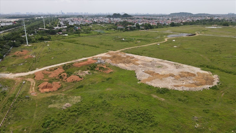 Từ giờ, nhà xây trên đất không sổ đỏ có được bồi thường khi thu hồi đất?- Ảnh 1.