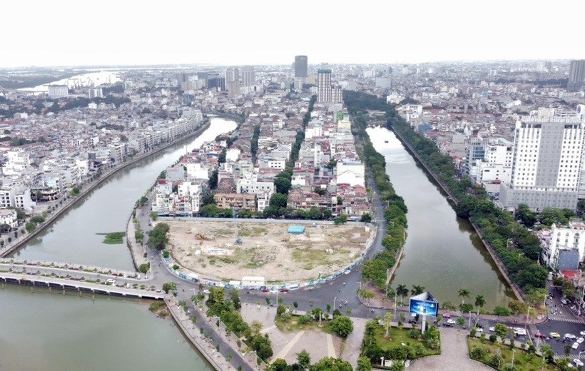 Tòa nhà 6.000 tỷ thay thế cho khu chợ biểu tượng của thành phố nhỏ nhất Việt Nam vẫn chưa thành hình sau 3 năm xây dựng- Ảnh 2.