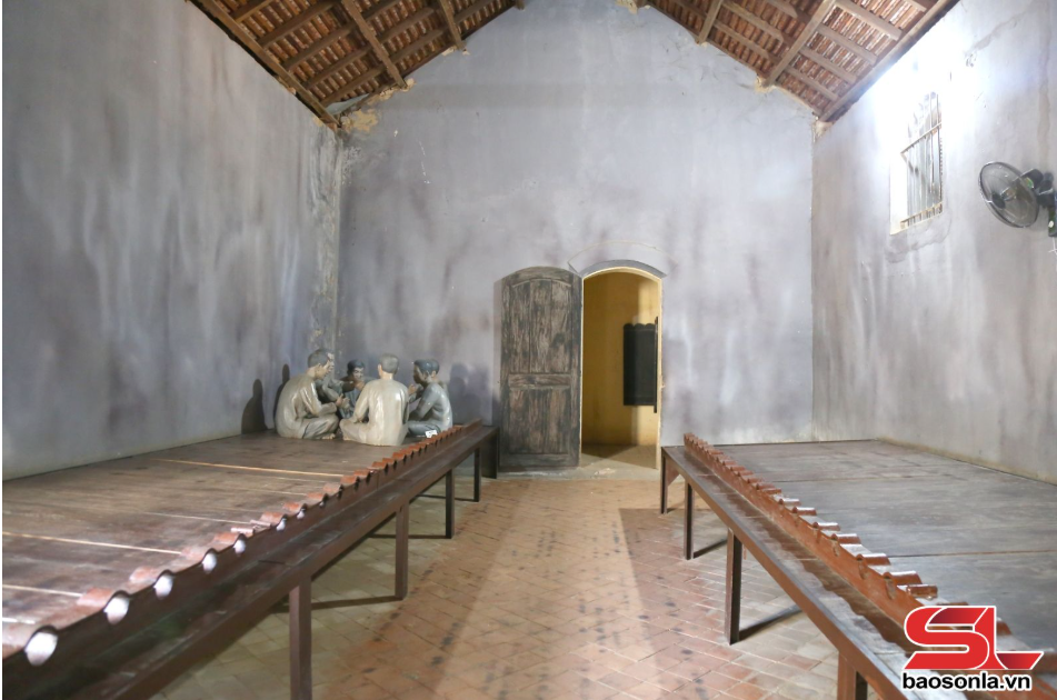 'Địa ngục trần gian' thứ hai của Việt Nam do Pháp xây dựng: Rộng hơn 2.000m2, nơi ươm mầm 'hạt giống đỏ' của cách mạng - ảnh 3