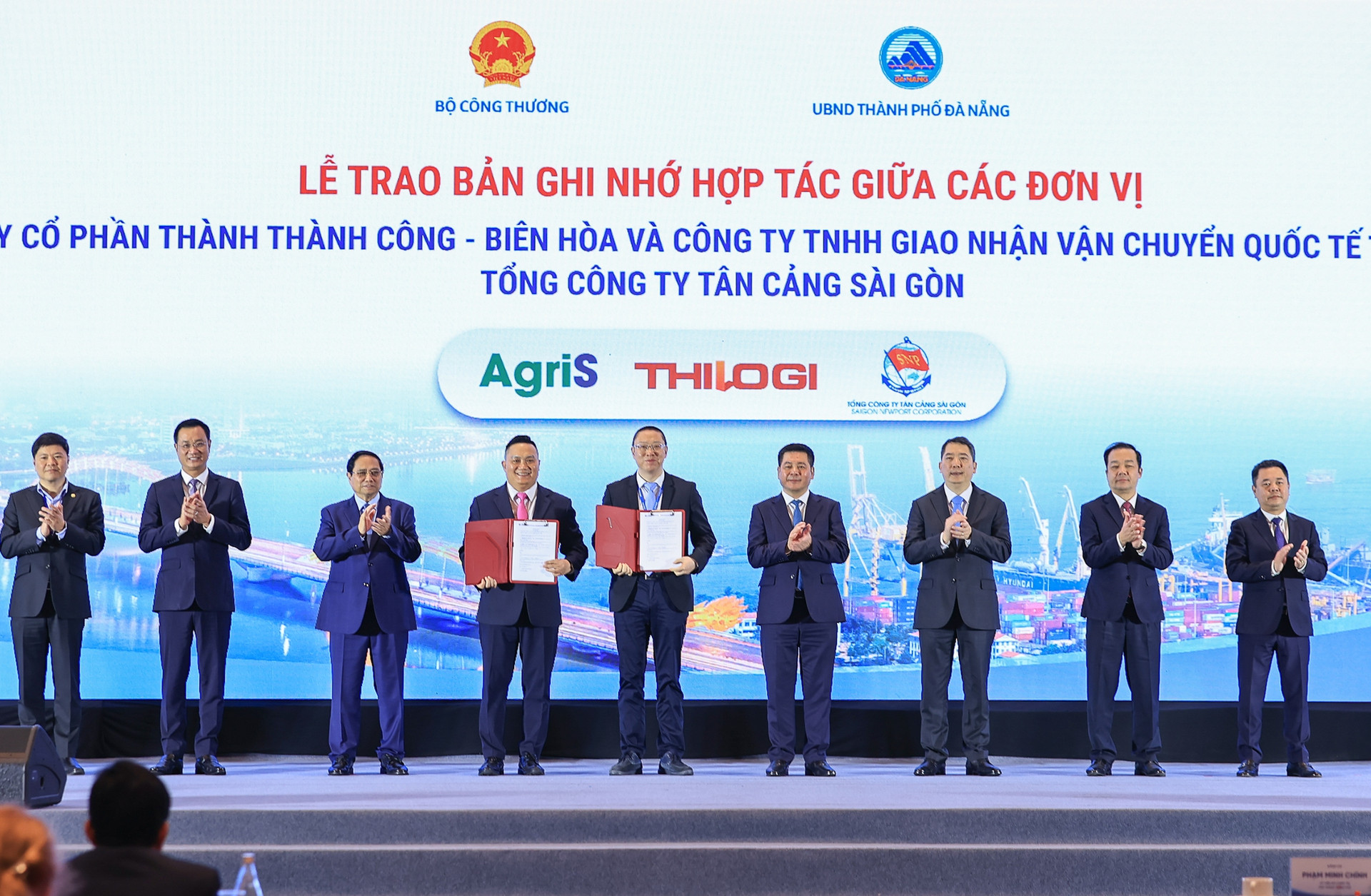 Thủ tướng: Đưa Việt Nam trở thành trung tâm dịch vụ logistics hàng đầu Đông Nam Á, châu Á và thế giới- Ảnh 7.