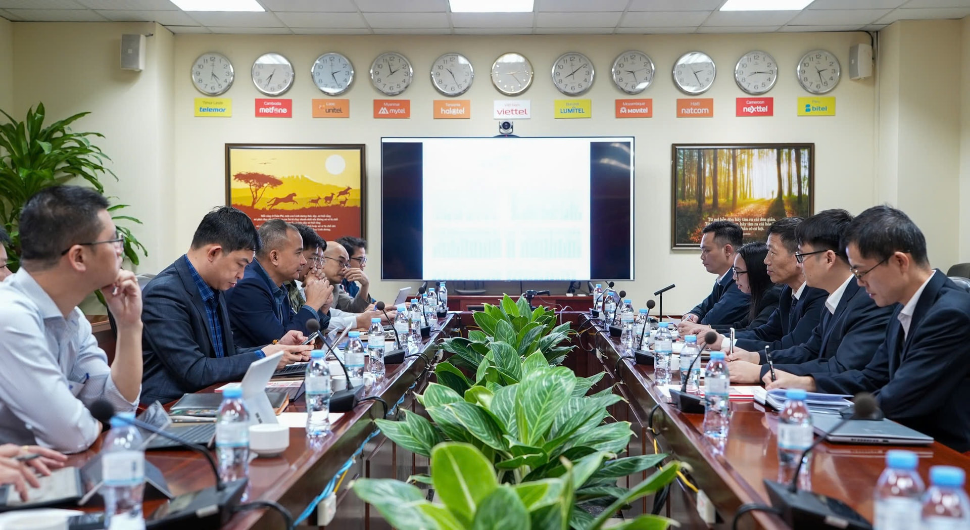 Buổi làm việc giữa Viettel Construction và Tập đoàn MCC hứa hẹn tạo ra sức bật mạnh mẽ trong lĩnh vực Hạ tầng – Xây dựng (Ảnh CTR)