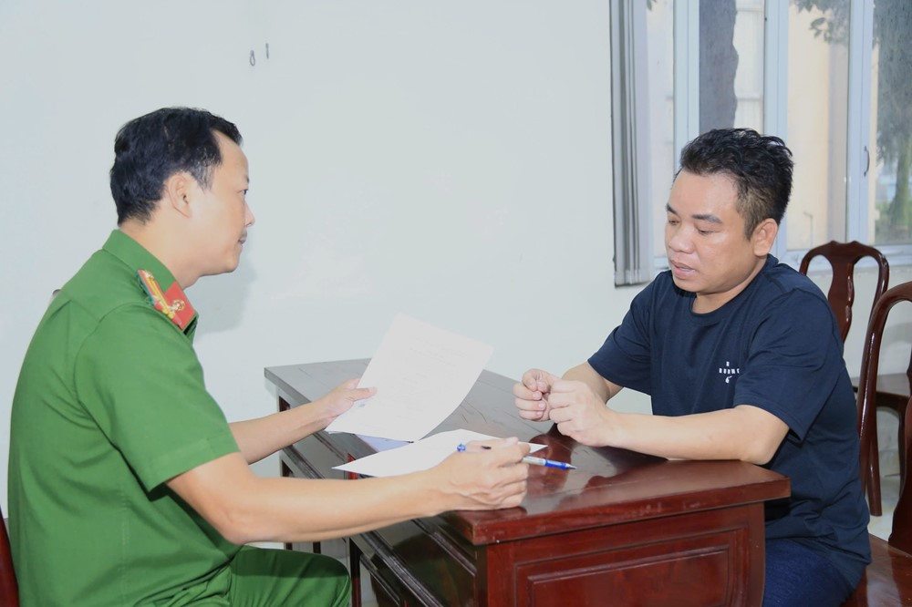 Bắt đại gia Đồng Nai nổi tiếng, ông chủ của 17 doanh nghiệp - ảnh 3