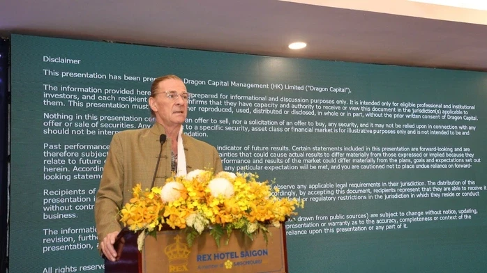 Chủ tịch Dragon Capital: Dự báo lợi nhuận doanh nghiệp năm 2026 tăng 16–18%, P/E vẫn hấp dẫn