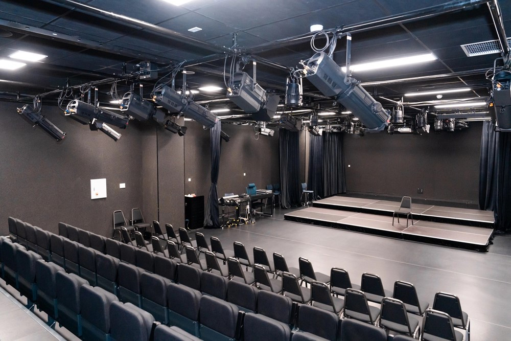 Ngôi trường thu học phí tương đương 6 cây vàng: Rộng 40.000m², là trường duy nhất Việt Nam hợp tác với CLB Manchester City - ảnh 3