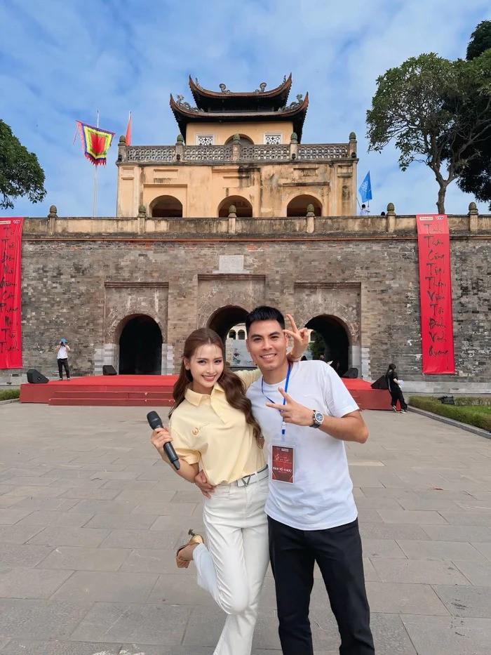 Nữ MC 'độc thân đắt giá nhất VTV' tiết lộ bị ép nhận lời cầu hôn - ảnh 4