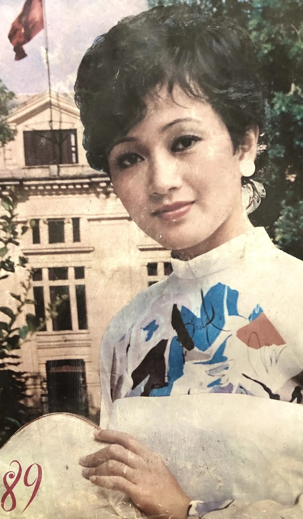 'Bà cố vấn' duy nhất Việt Nam là 'Nữ hoàng ảnh lịch', từng giữ chức Phó Giám đốc, 47 tuổi được phong tặng danh hiệu cao quý - ảnh 1