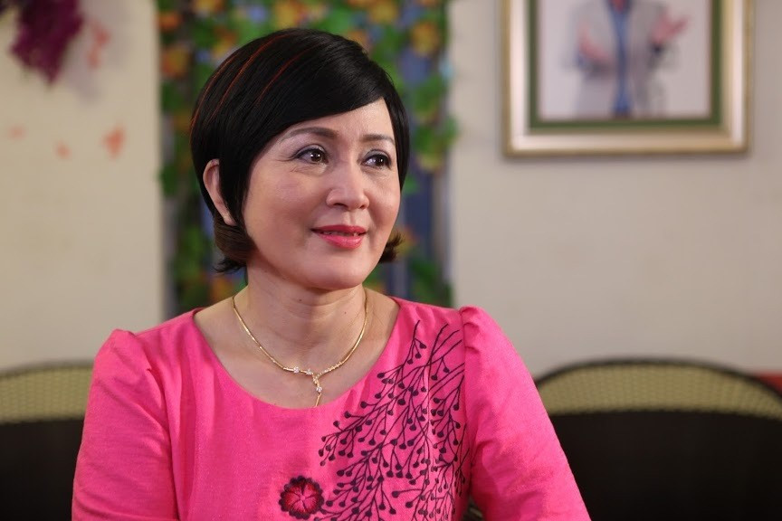 'Bà cố vấn' duy nhất Việt Nam là 'Nữ hoàng ảnh lịch', từng giữ chức Phó Giám đốc, 47 tuổi được phong tặng danh hiệu cao quý - ảnh 3