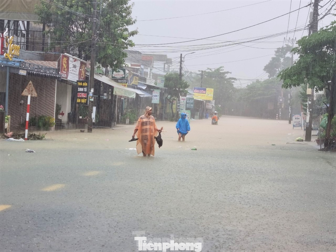 Miền Trung sắp đón mưa lớn diện rộng. tp-da-nang-van-ngap-5-2392.jpg