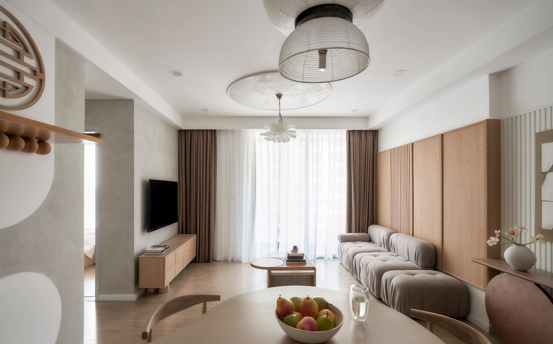 Bỏ 700 triệu cải tạo căn hộ 85m2 và cái kết khiến gia chủ ‘không muốn ra ngoài’- Ảnh 1.