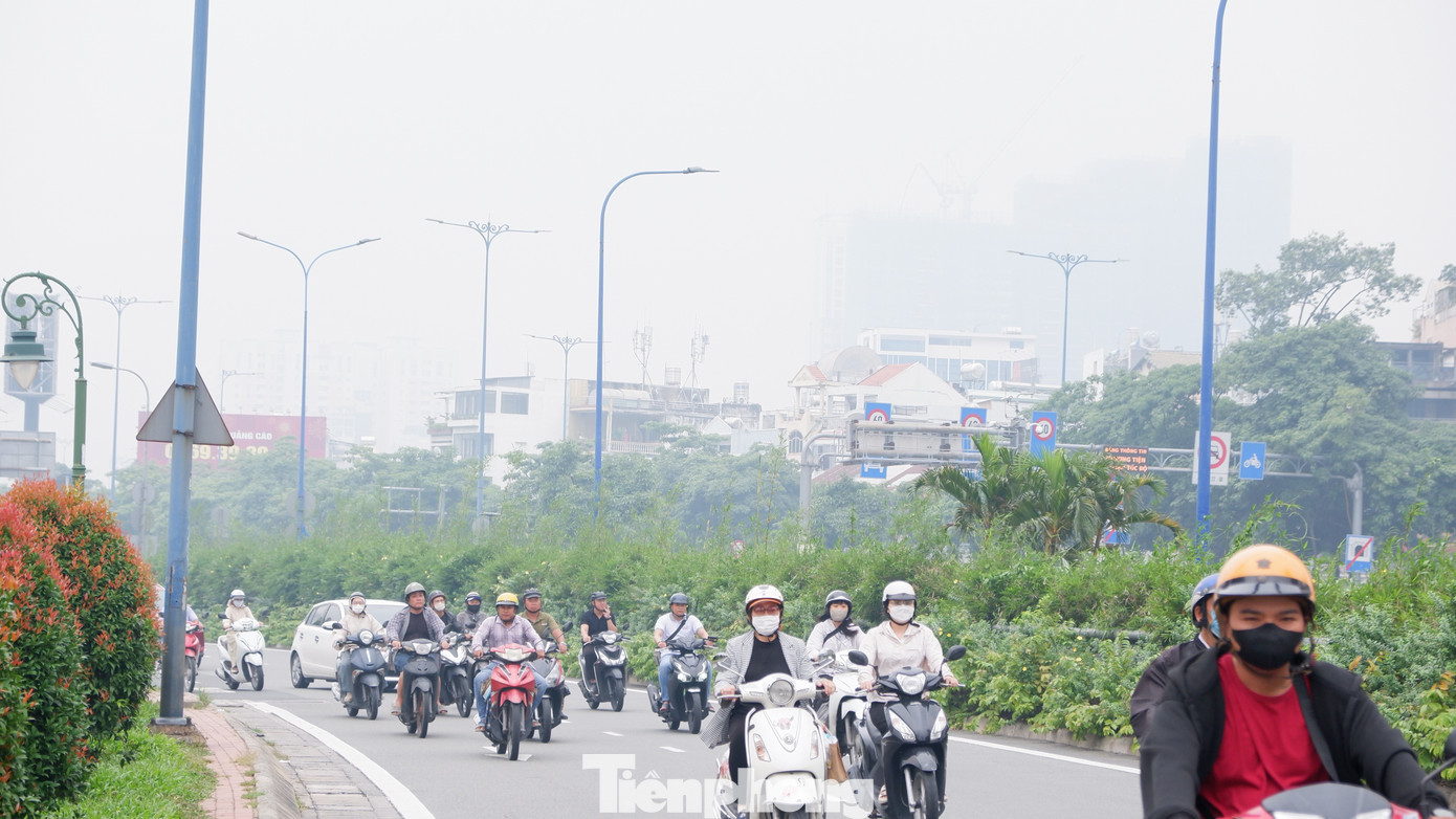 Từ nay đến cuối năm, hiện tượng sương mù có khả năng xuất hiện tại TPHCM trong một vài ngày. Ảnh minh họa: Hữu Huy tp-suong-mu-8.jpg