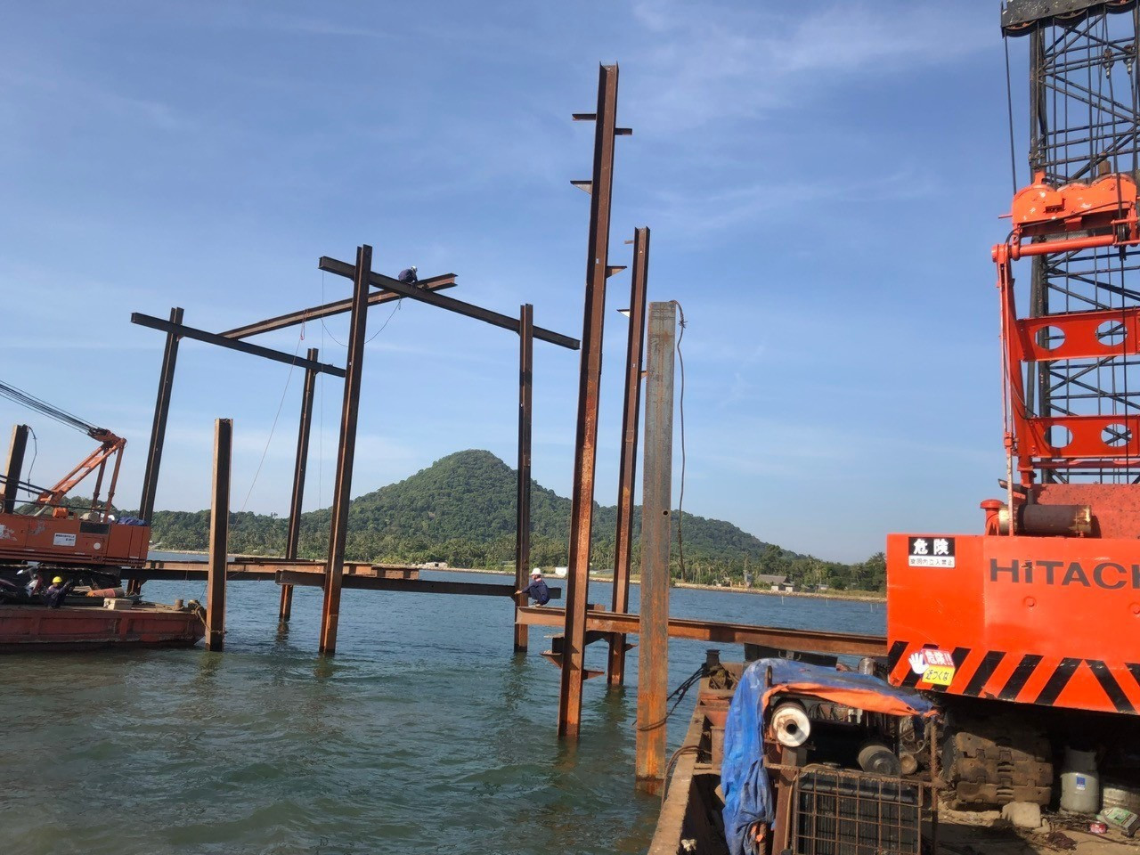 Công ty Điện lực An Giang đang khẩn trương khắc phục sự cố trên tuyến cáp ngầm 110kV Hà Tiên - Phú Quốc. z7281849480957-5048e0e5fc9d4d47cc8ac44f67f58c72-161.jpg