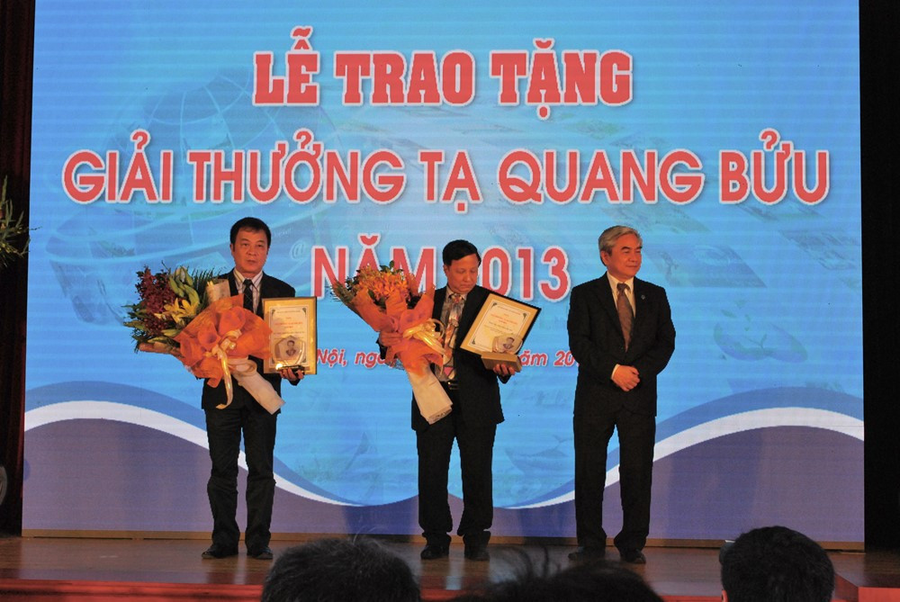 Giáo sư Toán học là một trong hai người đầu tiên nhận Giải thưởng Tạ Quang Bửu, con trai làm BTV VTV nổi tiếng - ảnh 3