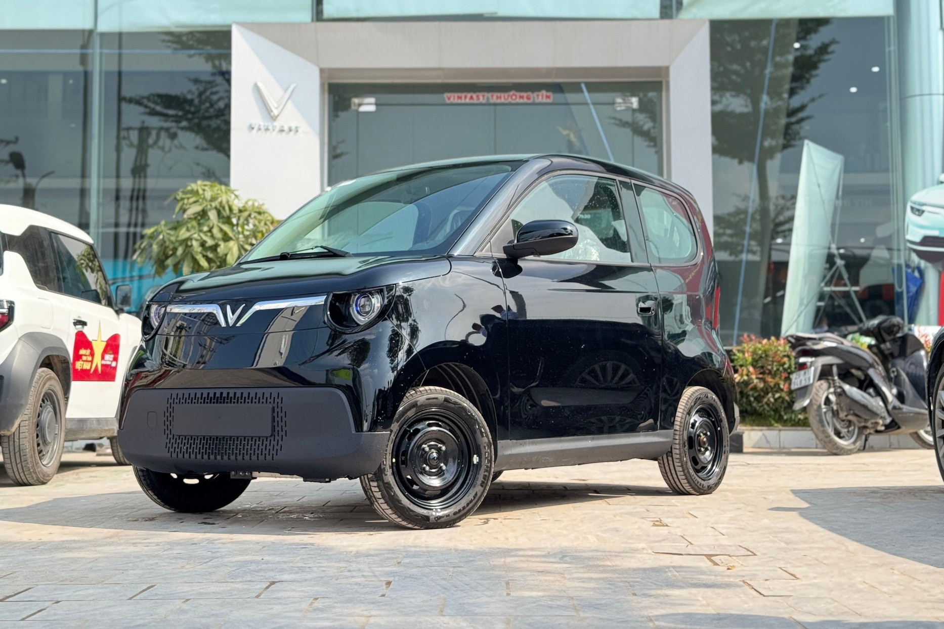 vinfast-minio-green-1-1764743335052-1764743335239548506255.jpg