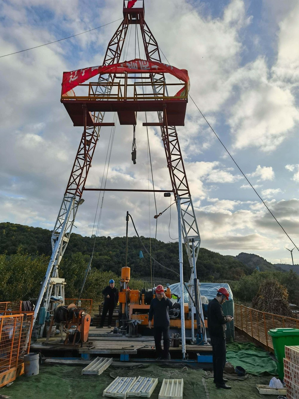 Phong tỏa khẩn cấp mỏ vàng 1.444 tấn, trị giá hơn 5 triệu tỷ dưới độ sâu 1.250m - ảnh 3