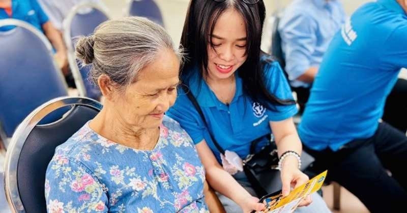 Từ năm sau, những ai được hỗ trợ 100% bảo hiểm y tế? - ảnh 1