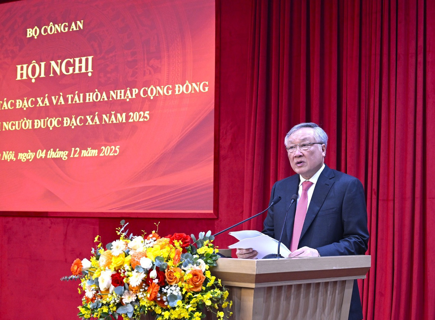 Phó Thủ tướng Thường trực Chính phủ Nguyễn Hòa Bình phát biểu tại Hội nghị. 3.jpg