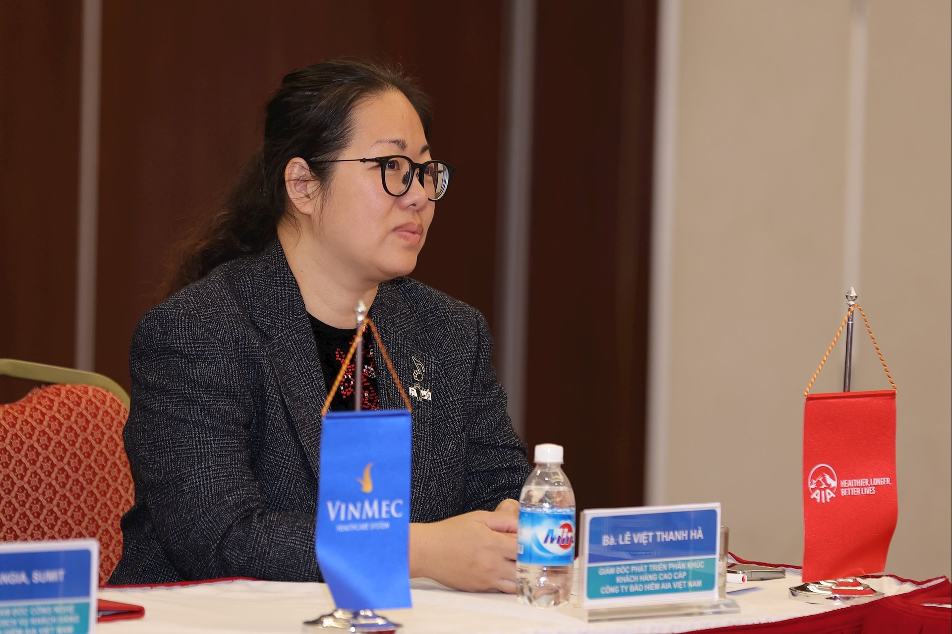 Bà Thanh Hà - AIA